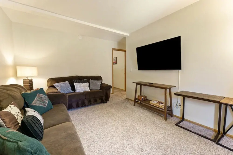 6 Approach 4 Bedroom Home