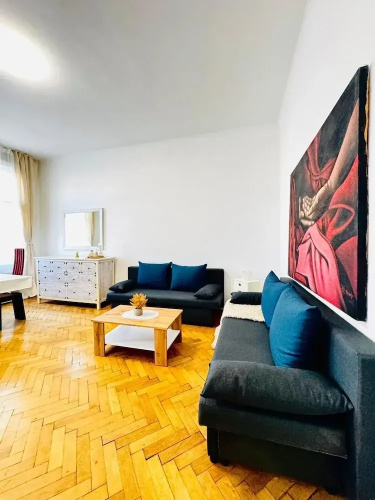 Comfortable 1BR Lounge Westbahnhof