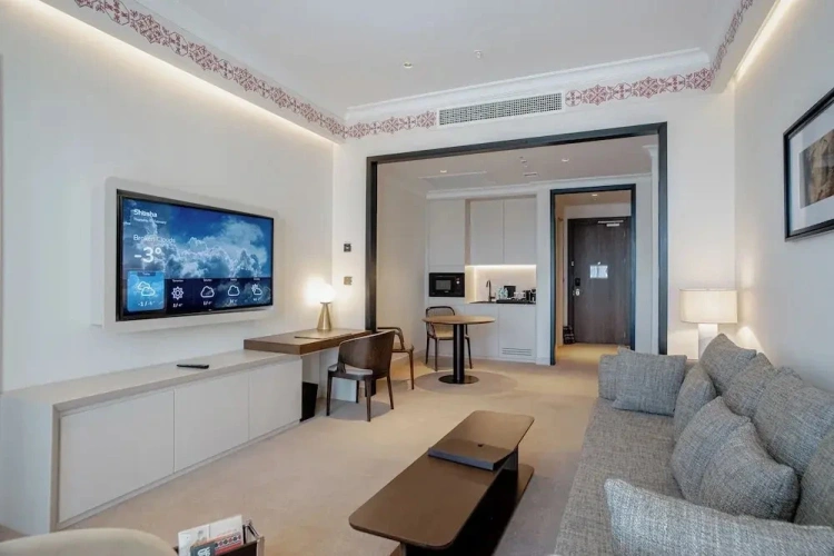Apartment with balcony