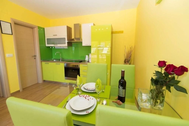Apartment with balcony
