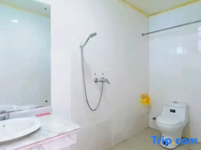 2 Bedrooms Business Suite