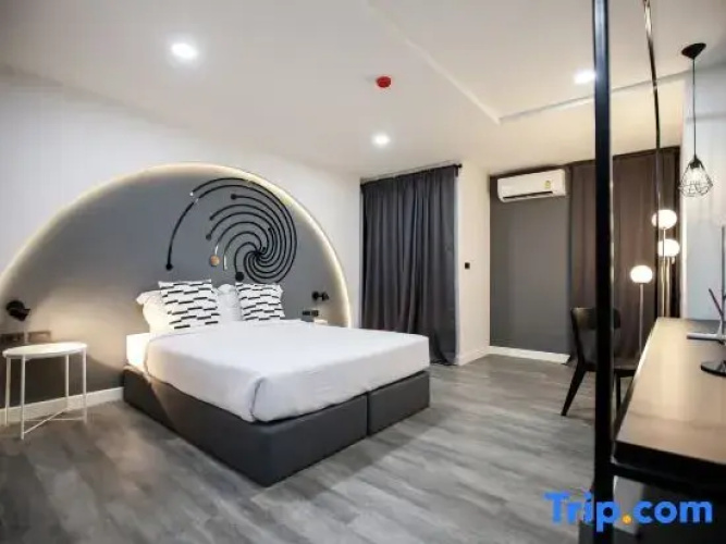 SR Grand Hotel