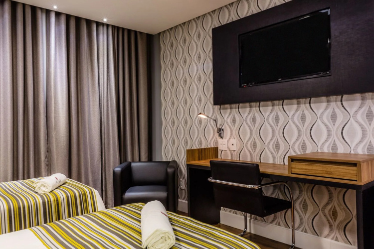 Vox Hotel