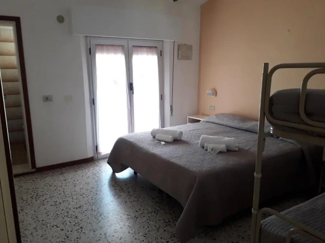 Deluxe Quadruple room