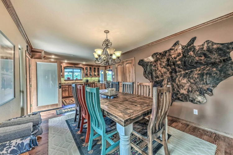 Tranquil Ruidoso Cabin w/ Private Hot Tub!