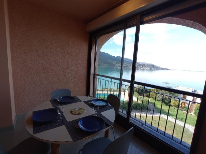 Studio with sea view