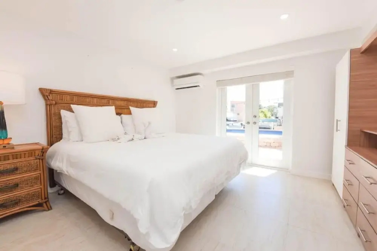 Holly's Hideout by Florida Keys Luxury Rentals