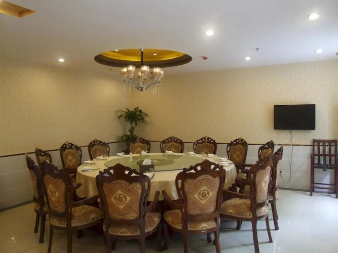 City Home Hotel