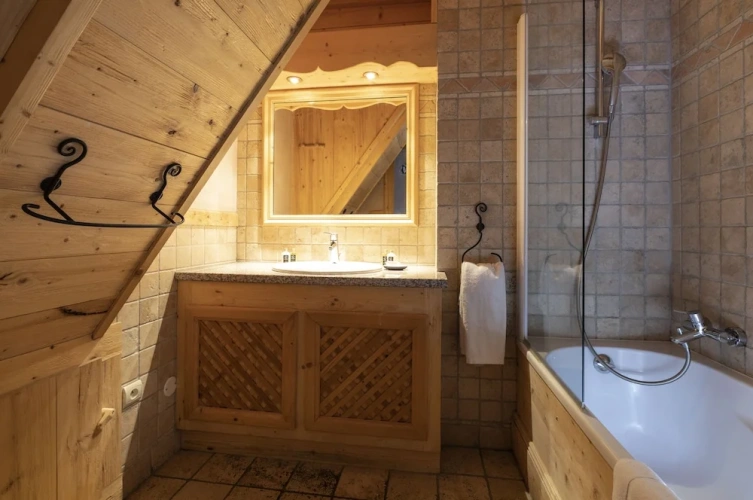 Superior Triple room