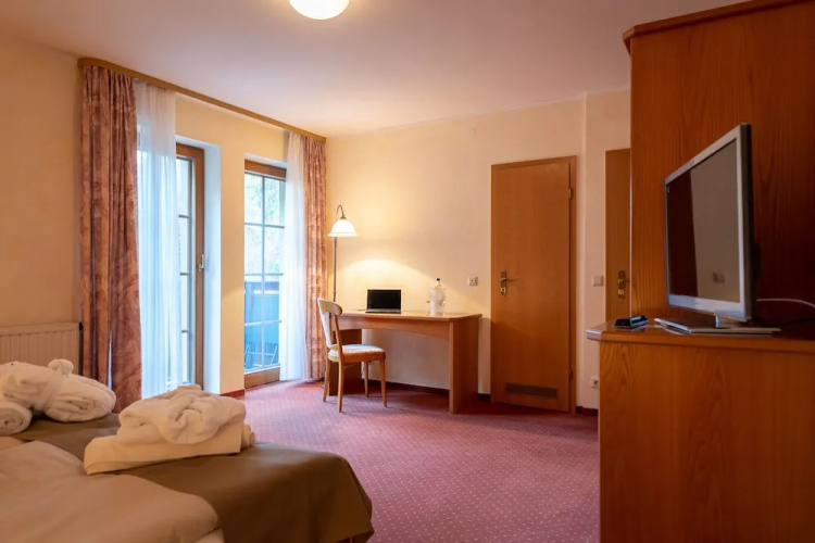 Hotel Amselgrundschlößchen, Bild 2