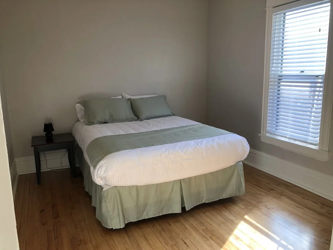 Midtown Manor