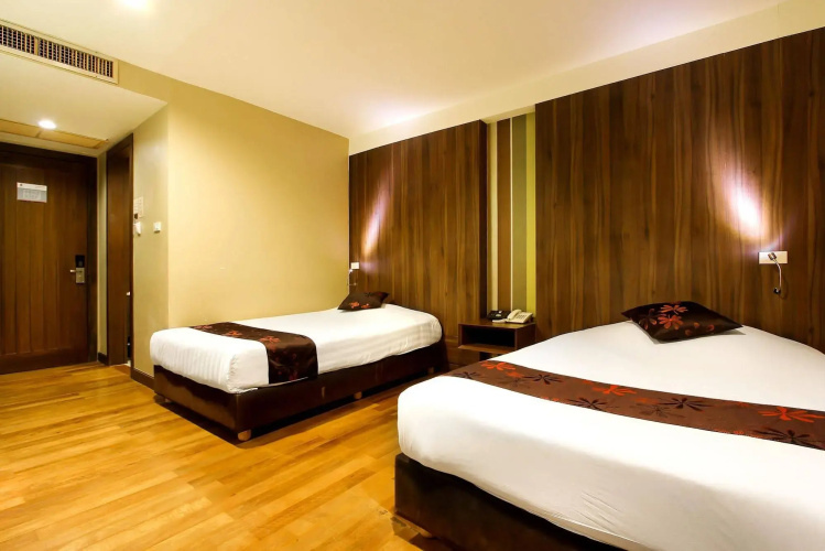 Bally Suite Silom