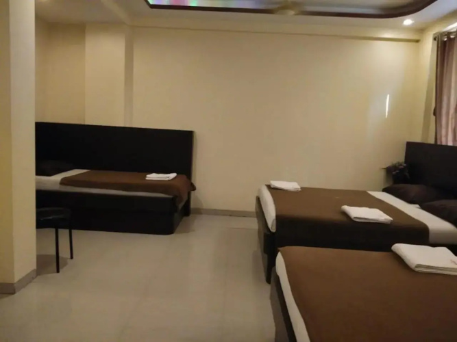 Hotek Krishna Sai Kutir