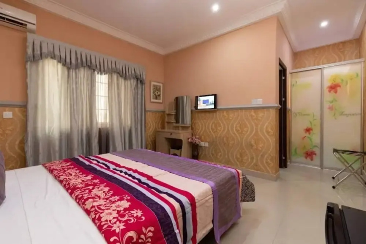 A.G Hotel And Suites