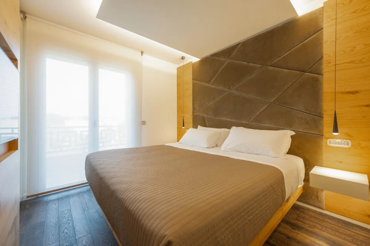 Venice New Luxury Penthouse with parking