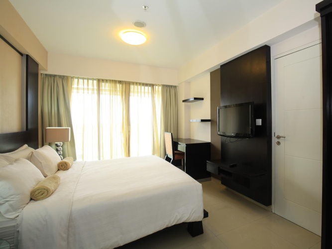 3 Bedrooms Apartment
