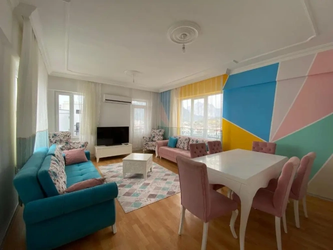 3 Bedrooms Apartment