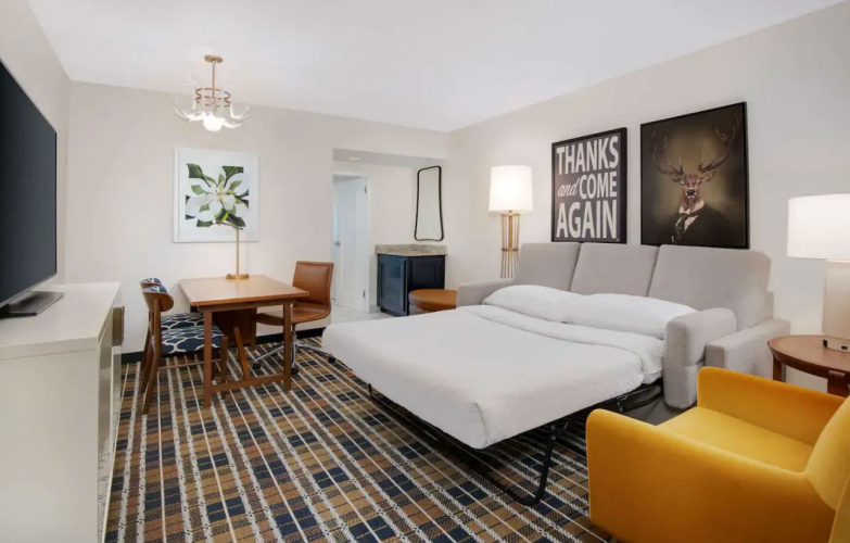 Embassy Suites by Hilton Atlanta Buckhead photo 6