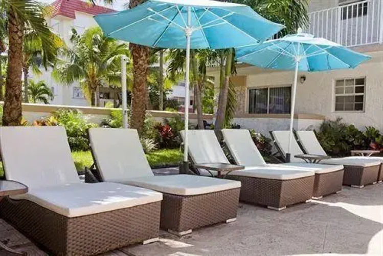 Suites at Coral Reef Resort