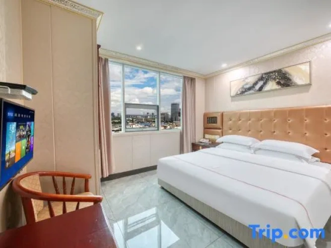 Standard Double Suite