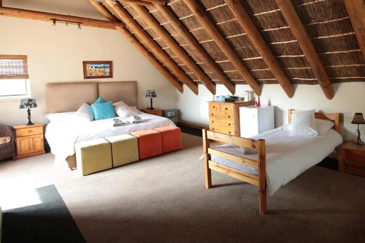Deluxe Sextuple Family Suite