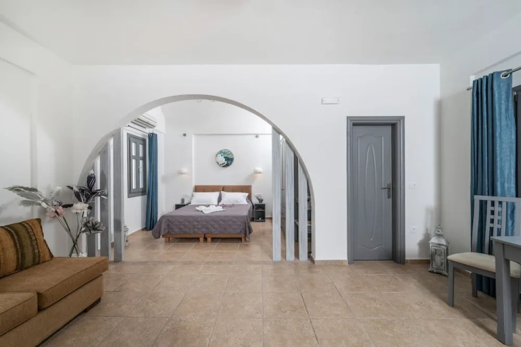 Suite with balcony