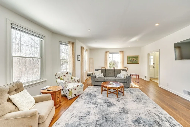 3 Bedrooms Cottage