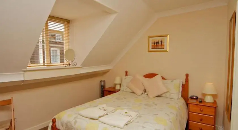 Cunard Guest House