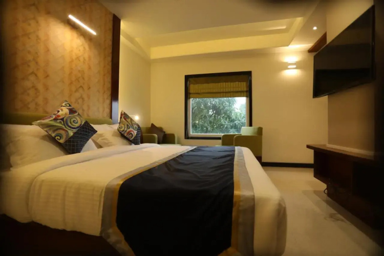The Pinnacle INN Sarnath