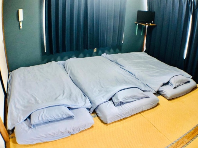 Economy Triple room