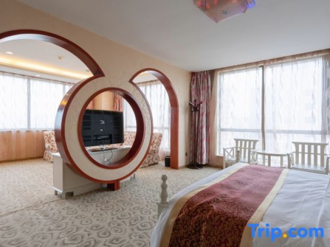 Superior Suite