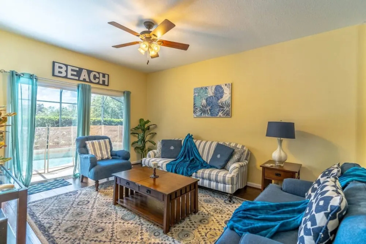 8118 Windsor Palms