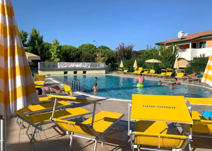 Bright Apartment 300mt From the Beach