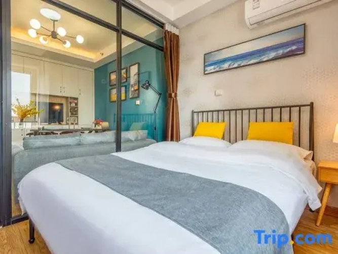 2 Bedrooms Business Suite