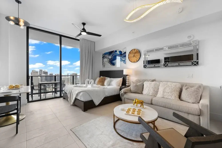 Ph 49 Floor Luxury Studiopanoramic Views
