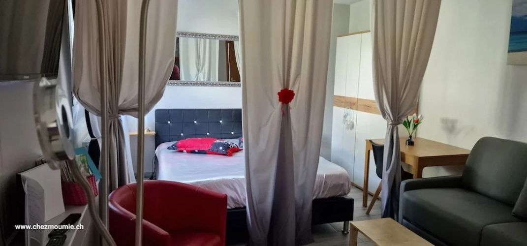 Room-attypical Calm Harmonious Relaxing