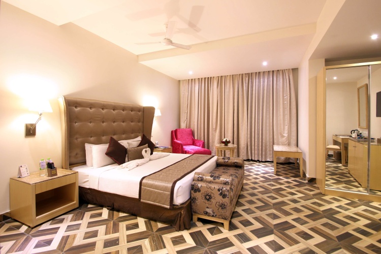 Double Suite