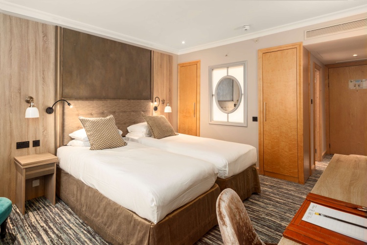 Classic Twin room