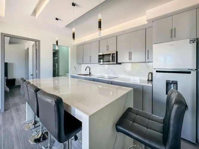 Urban Oasis Apartment 3