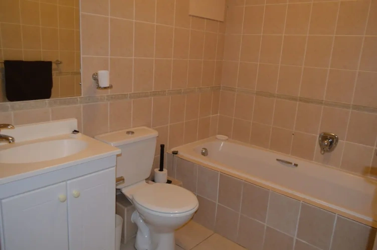 2 Bedrooms Comfort Apartment beachfront