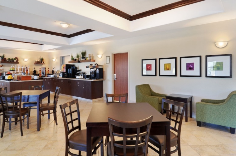 Ramada by Wyndham Lac La Biche photo 27