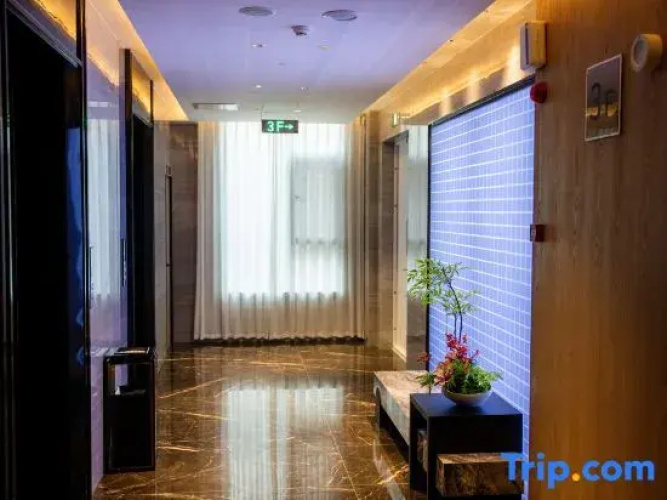 Huihong Hotel