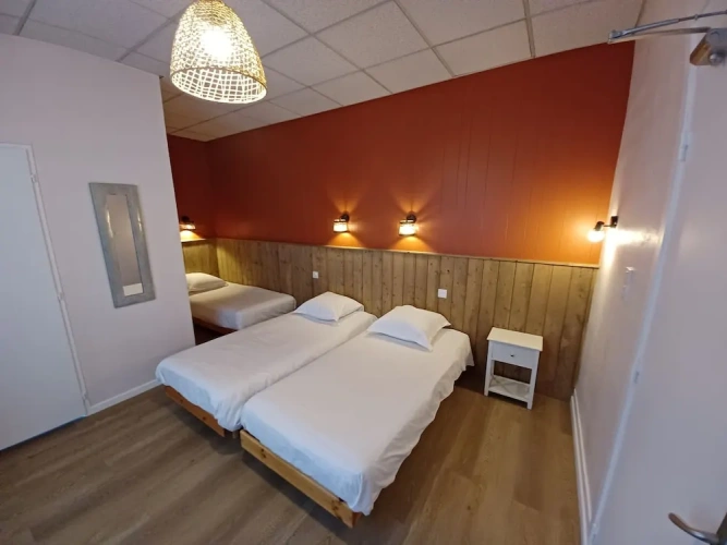 Standard Triple room with balcony