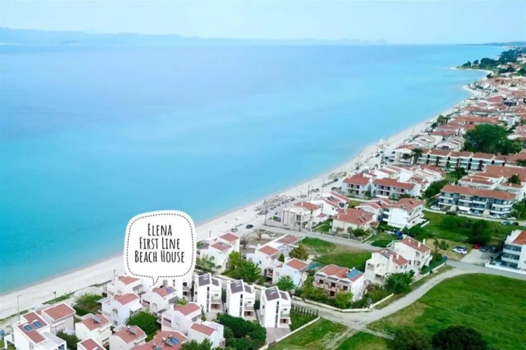 2 Bedrooms Villa