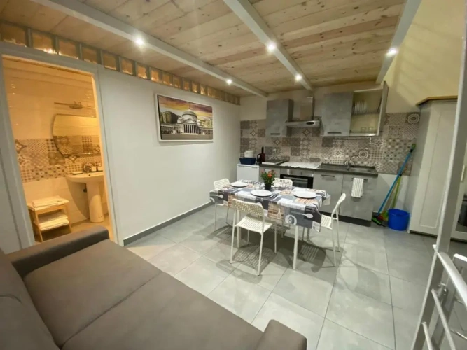2 Bedrooms Cottage