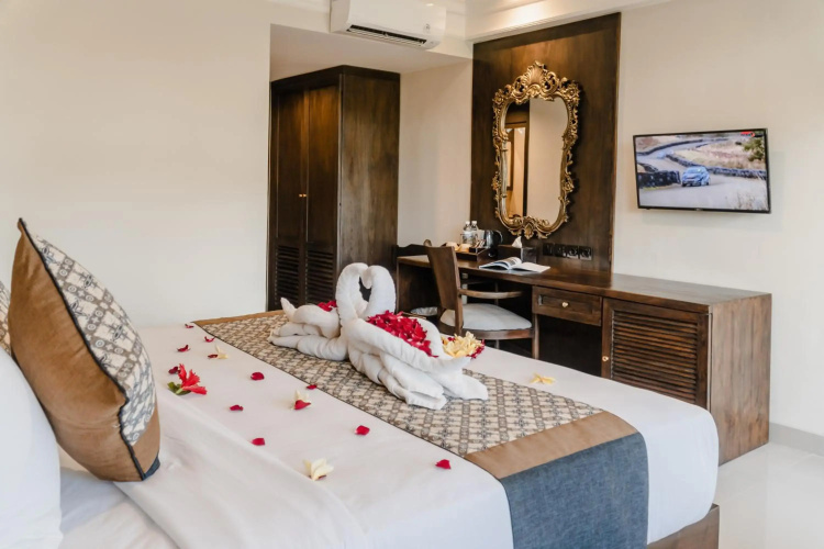 Palm Beach Hotel Bali