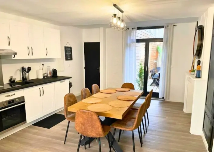 3 Bedrooms Family Apartment