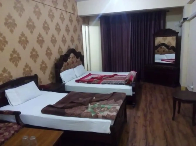 Standard Triple room