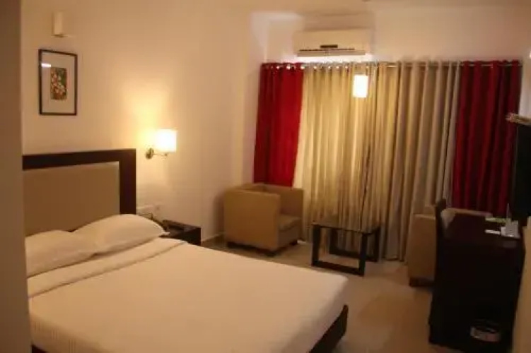 Hotel Hills Park Pathanamthitta