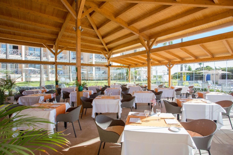 Hipotels Playa La Barrosa - Adults Only photo 34